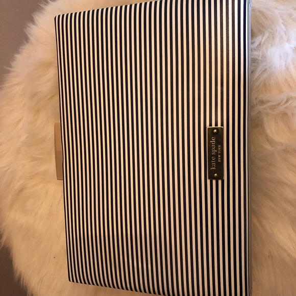 Beautiful Kate Spade Clutch with strap and pearls - Picture 5 of 5